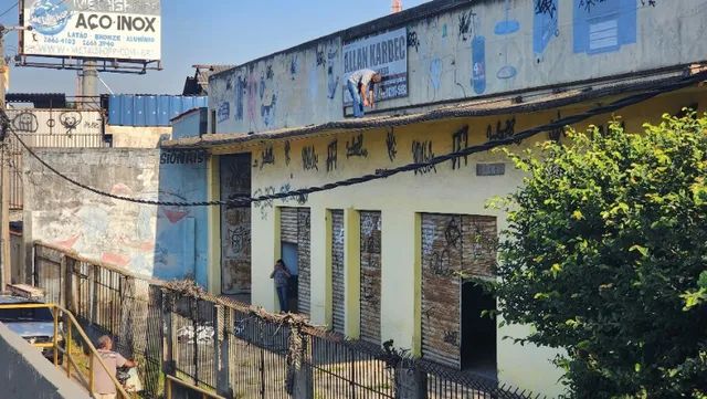 Foto Alugo Galpão 1.500 M² Em Frente A Rodovia Presidente Dutra, Nova Iguaç Metrópole