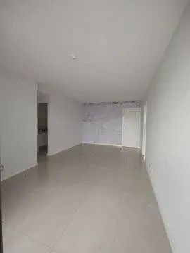 Foto Aluga-se Apartamento Com 3 Quartos E 2 Vagas De Garagem No Golden Gate Palmeiras