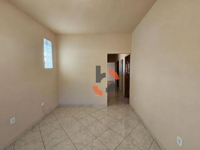 Foto Casa Com 2 Dormitórios Para Alugar Por R$ 1.015,00/mês - Caonze - Nova Caonze