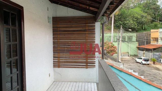 Foto Casa Com 3 Dormitórios Para Alugar, 165 M² Por R$ 1.400,00/mês - Moque Moquetá