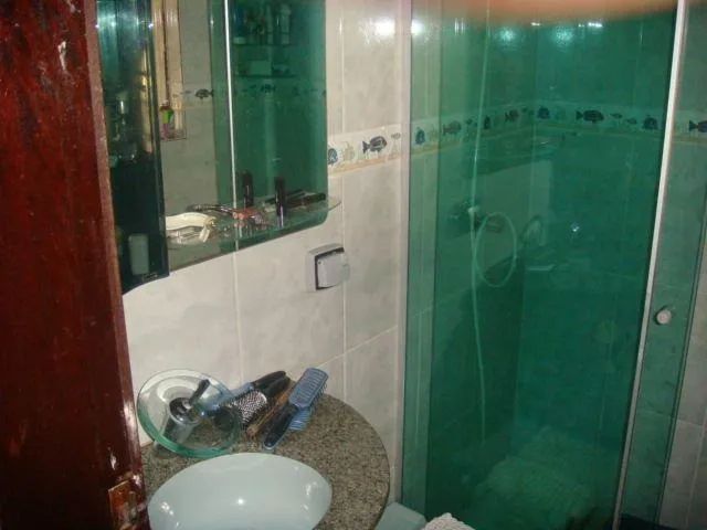 Foto Casa Para Venda Possui 101 Metros Quadrados Com 2 Quartos Em Parada Am Parada Amaral