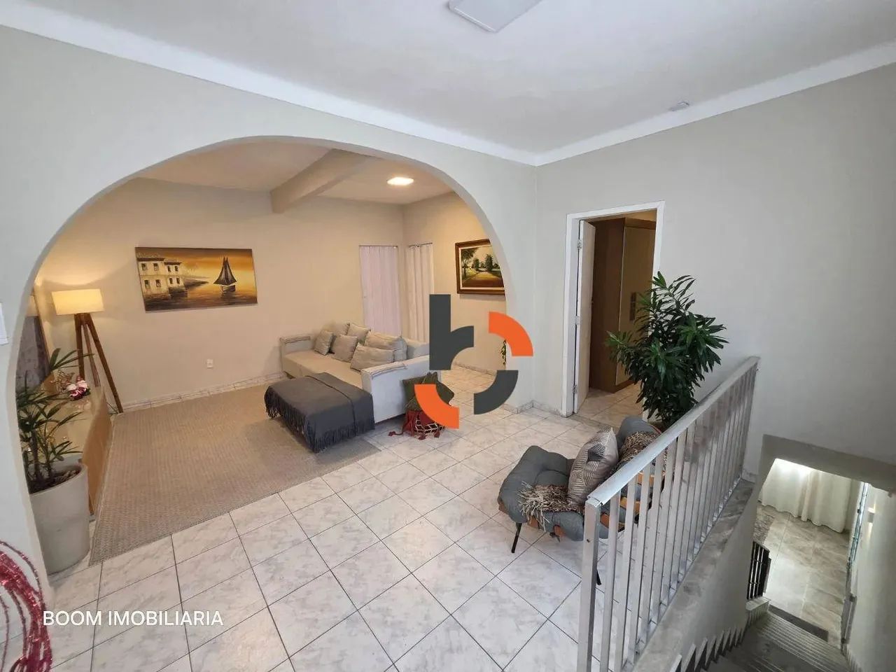 Foto Casa Com 5 Dormitórios à Venda, 197 M² Por R$ 550.000,00 - Califórnia  Essolandia