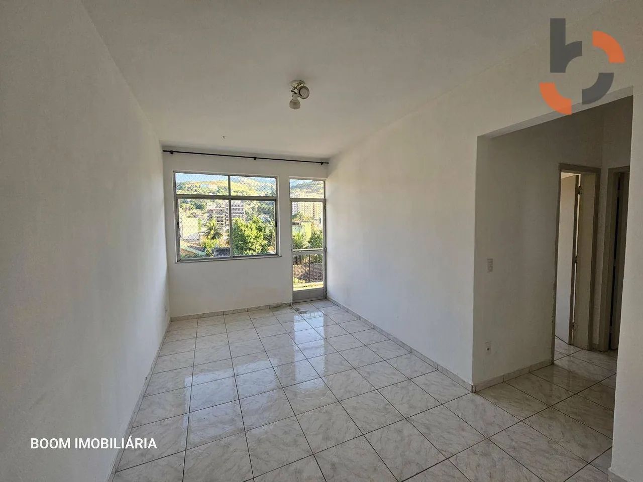 Foto Apartamento Com 2 Dormitórios à Venda, 66 M² Por R$ 240.000,00 - Caonz Caonze