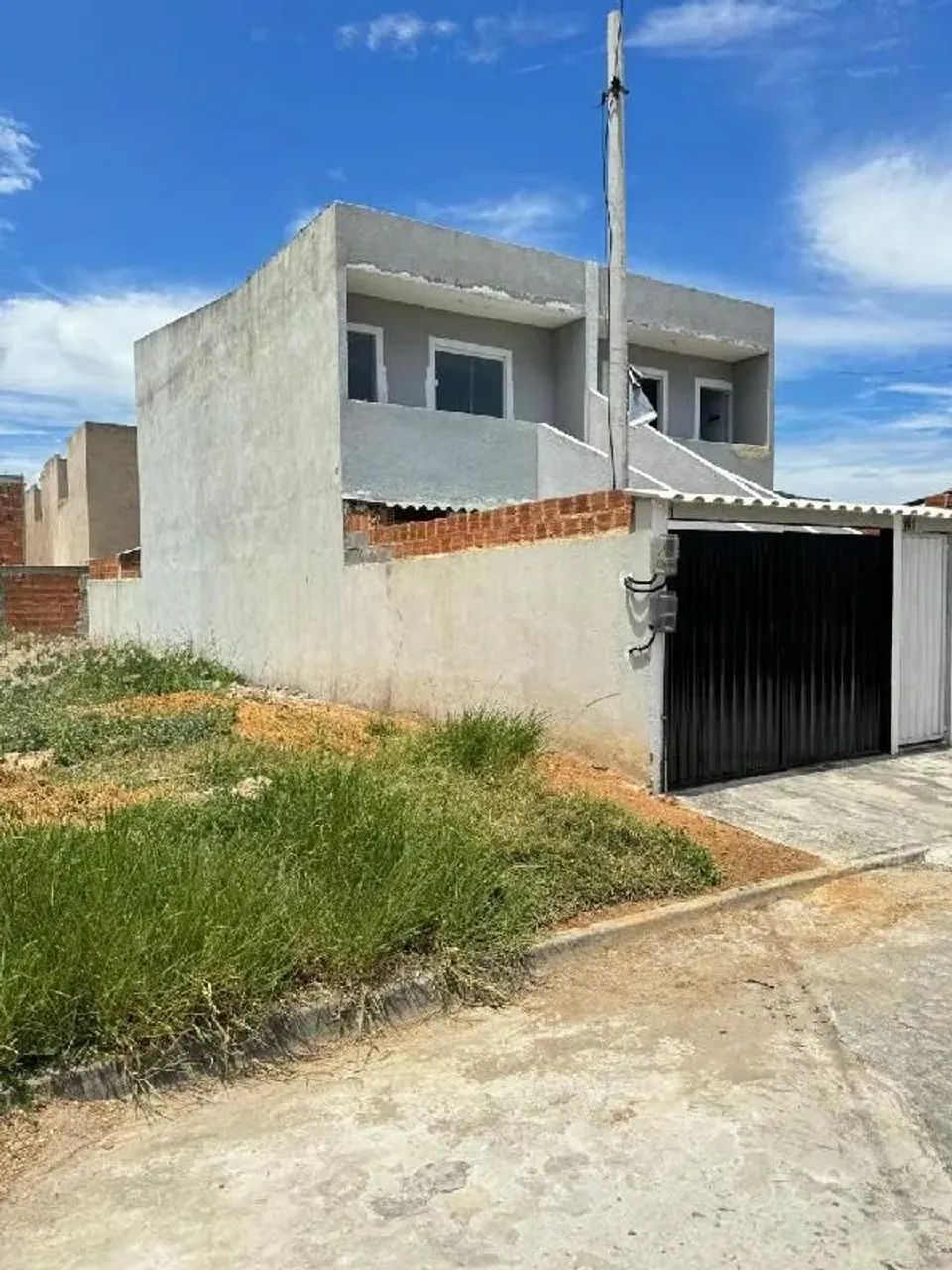 Foto Apartamento De Leilão Em Marapicu / Nova Iguacu / Rj | Leilão Sfi - Ed Marapicu