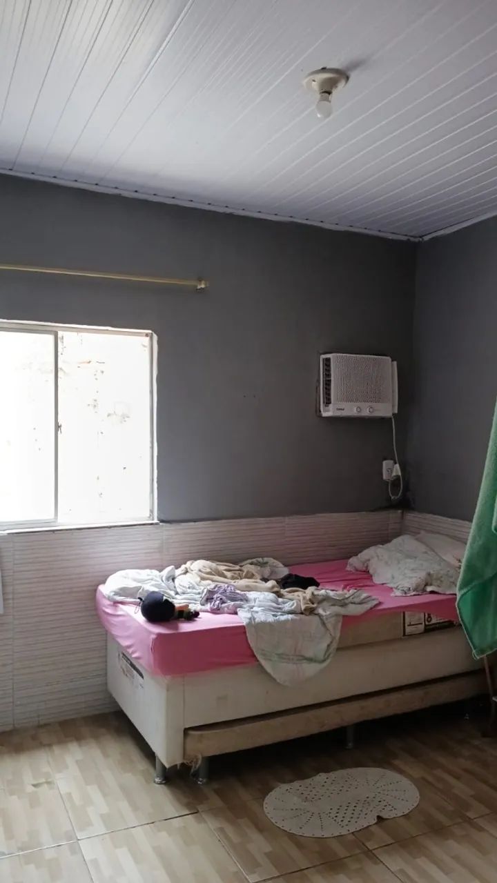 Foto Casa Ampla,3 Quartos,sala,copa ,cozinha,banheiro,área De Serviço,quint Ambaí