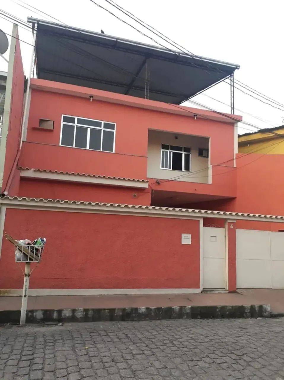 Foto Imóvel Para Venda Possui 300 Metros Quadrados Com 3 Quartos Em Jardim  Jardim Da Posse