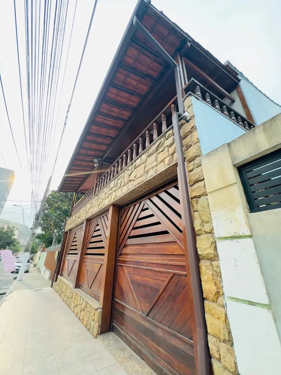 Foto Excelente Casa Para Venda No Caonze - 4 Quartos, Piscina E Espaço Gour Caonze