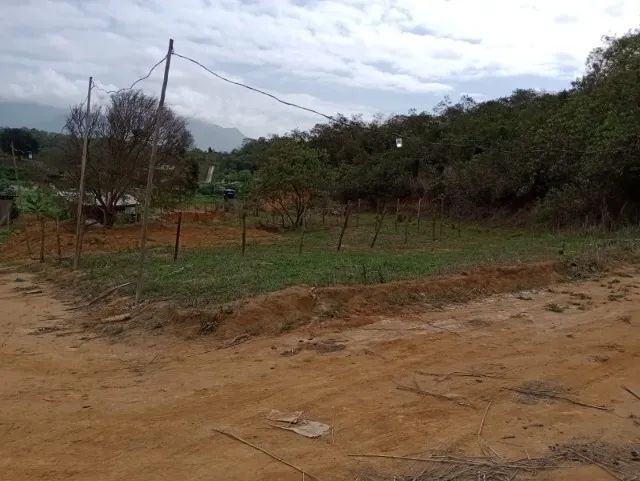 Foto Terreno De 450m² Carlos Sampaio