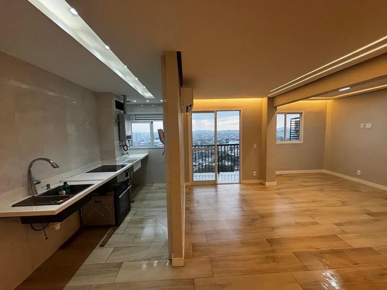 Foto Imóvel Para Aluguel Com 66 Metros Quadrados Com 2 Quartos Em Califórni Califórnia