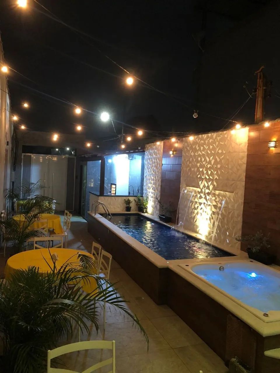 Foto Vendo Casa Triplex, 3 Quartos, Com Piscina E Churrasqueira. Bairro: Vi Vila São Luis