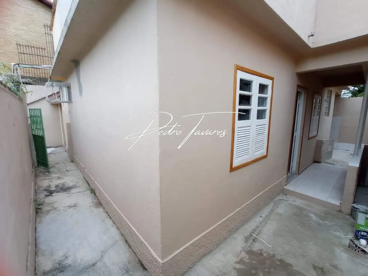 Foto Casa Geminada Para Locação Em NI, Califórnia, 1 Dormitório, 1 Califórnia