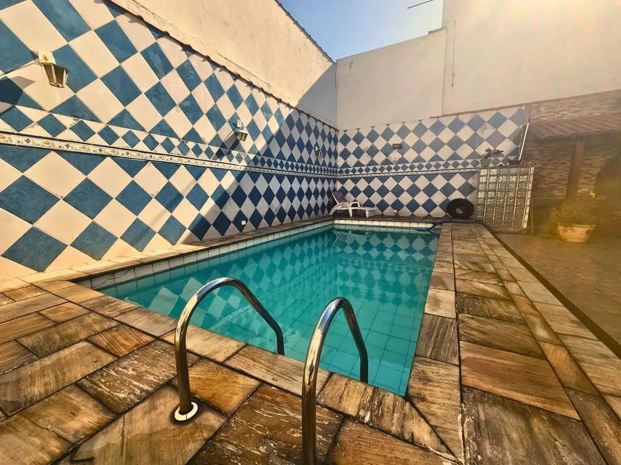 Foto Casa Linear Ampla Com Piscina E área Gourmet Em ótima Localização! Kennedy