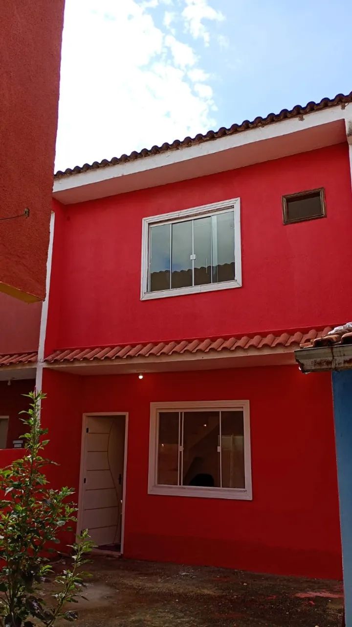 Foto Casa Recem Reformada Palhada Nova IguaÇu - Rua Iracema Bione -aceita F Palhada