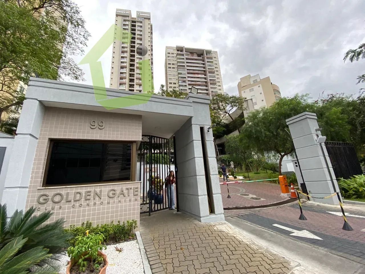 Foto Venda  Apartamento 02 Quartos No Cond. Golden Gate  NI Palmeiras