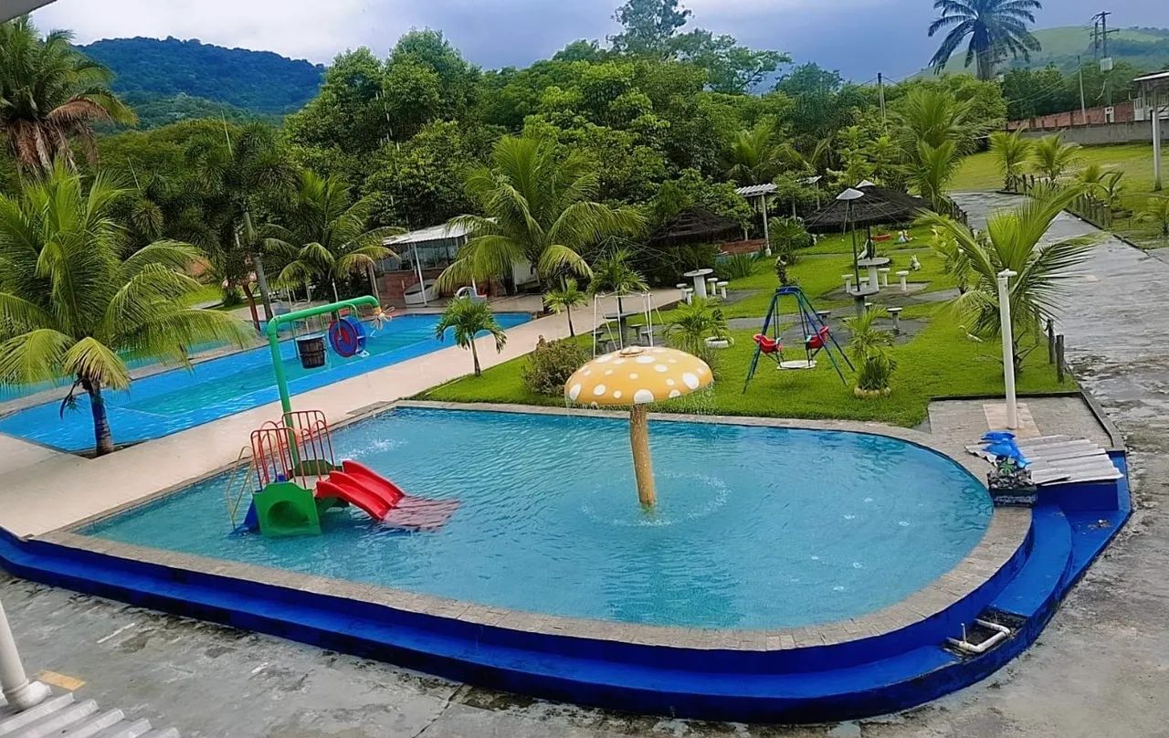 Foto Vendo Sítio E Resort Vila De Cava