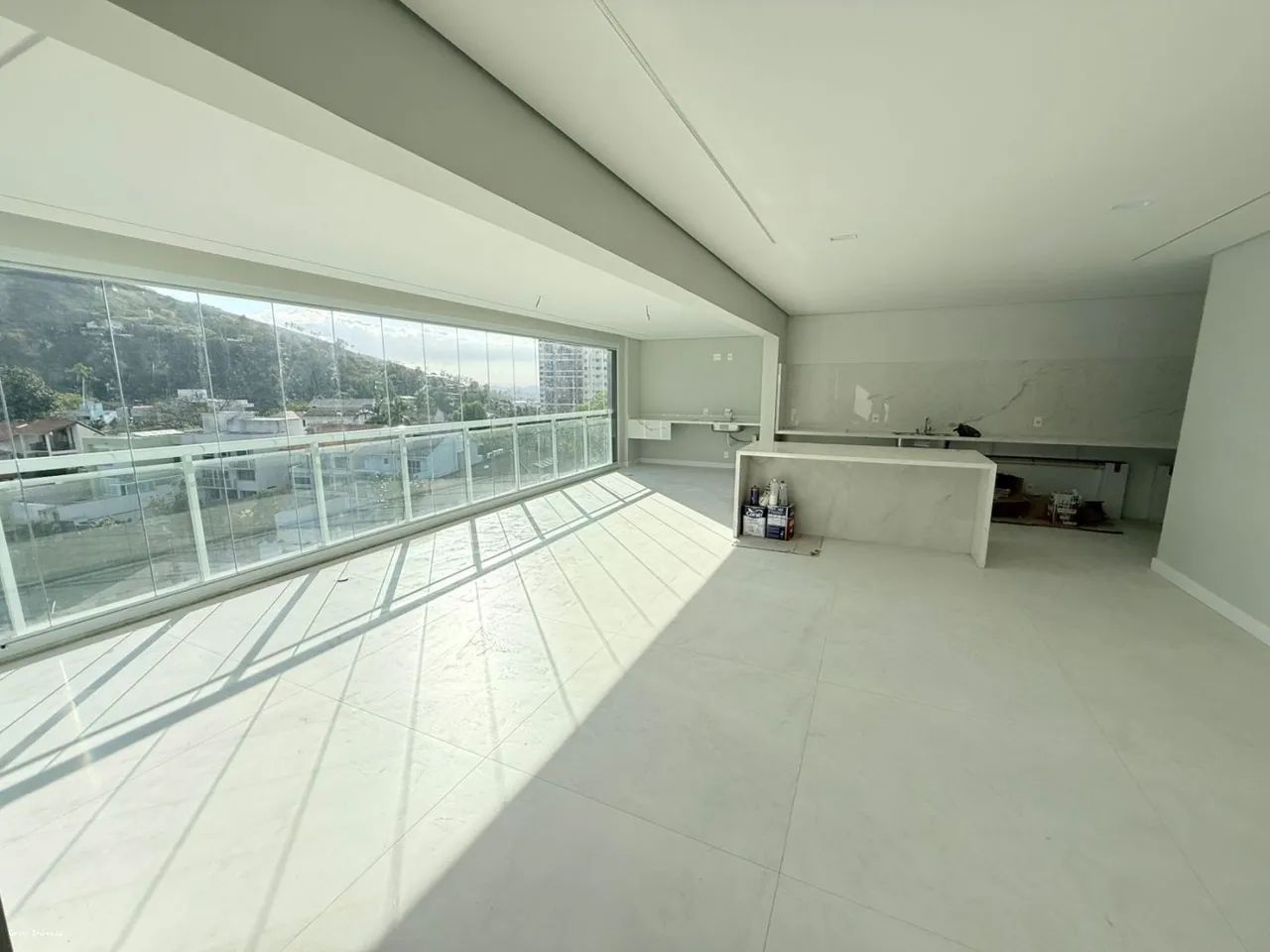 Foto Apartamento Para Venda Em NI, Centro, 3 Dormitórios, 2 Suítes Centro