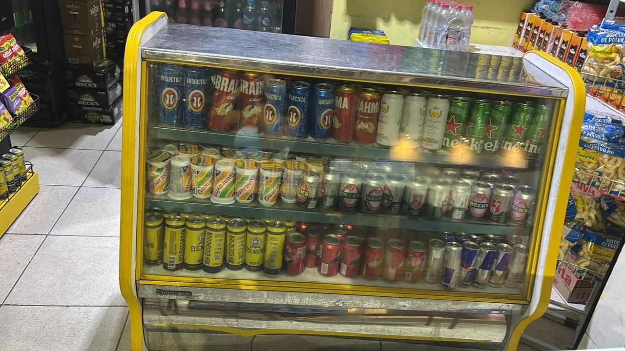 Foto Vendo Expositora Corumbá