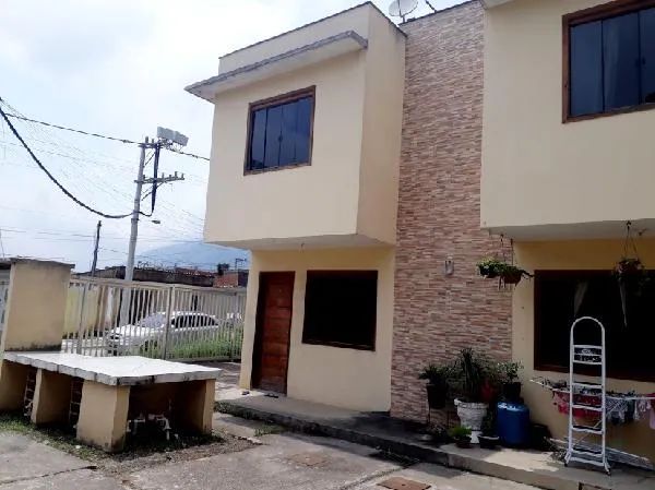 Foto Casa De Leilão Em Cabucu / Nova Iguacu / Rj | Leilão Sfi - Edital Únic Cabuçu