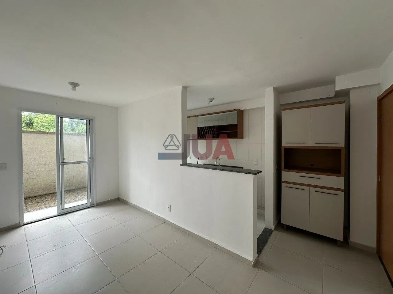 Foto Apartamento Para Aluguel No Condomínio Residencial França. Jardim Tropical