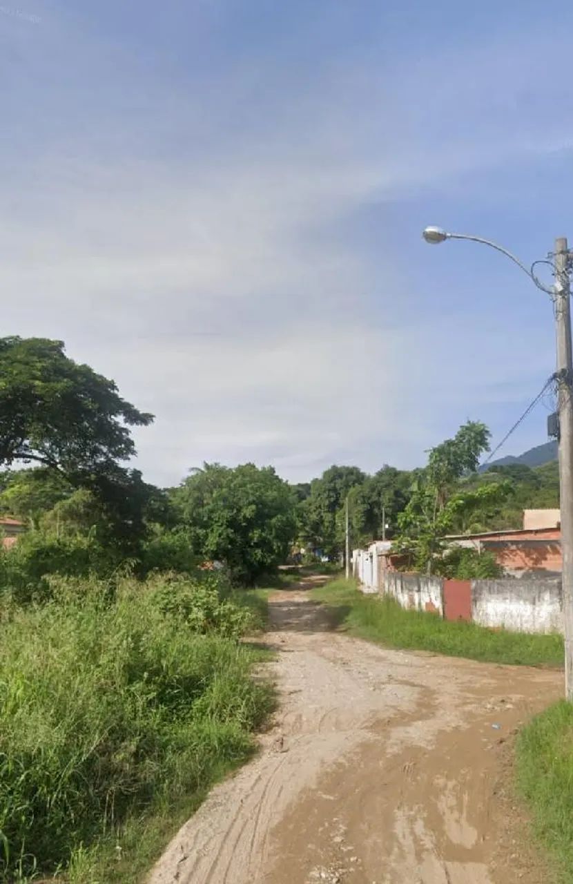 Foto Casa De Leilão Em Cabucu / Nova Iguacu / Rj | Leilão Sfi - Edital Únic Marapicu