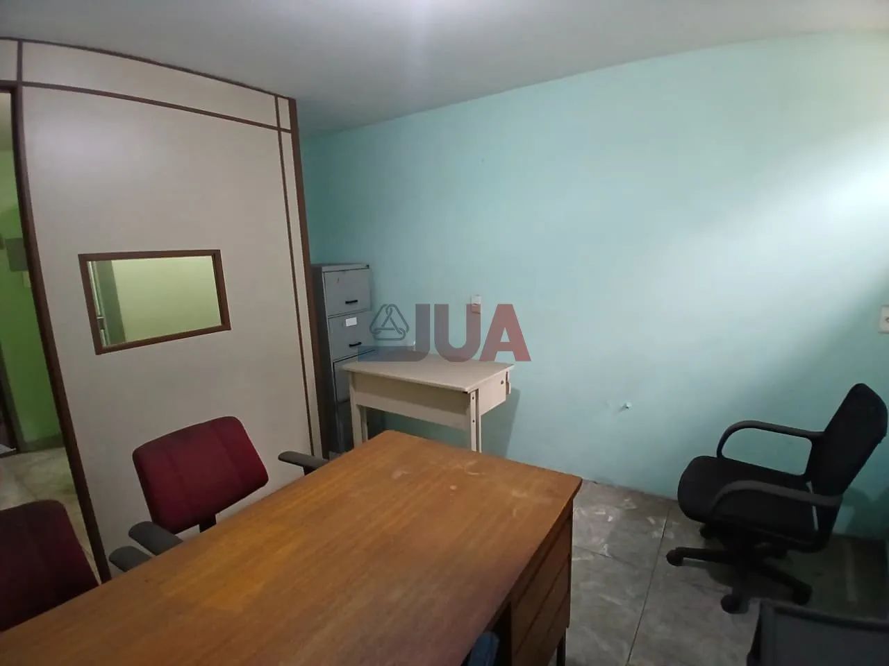 Foto Sala Comercial No Calçadão Shopping - Centro De NI Centro