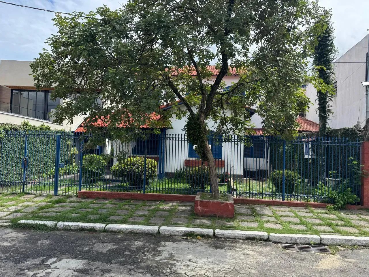 Foto Casa Com Piscina  4 Quartos 4 Vagas De Garagem  - NI - Rj Metrópole