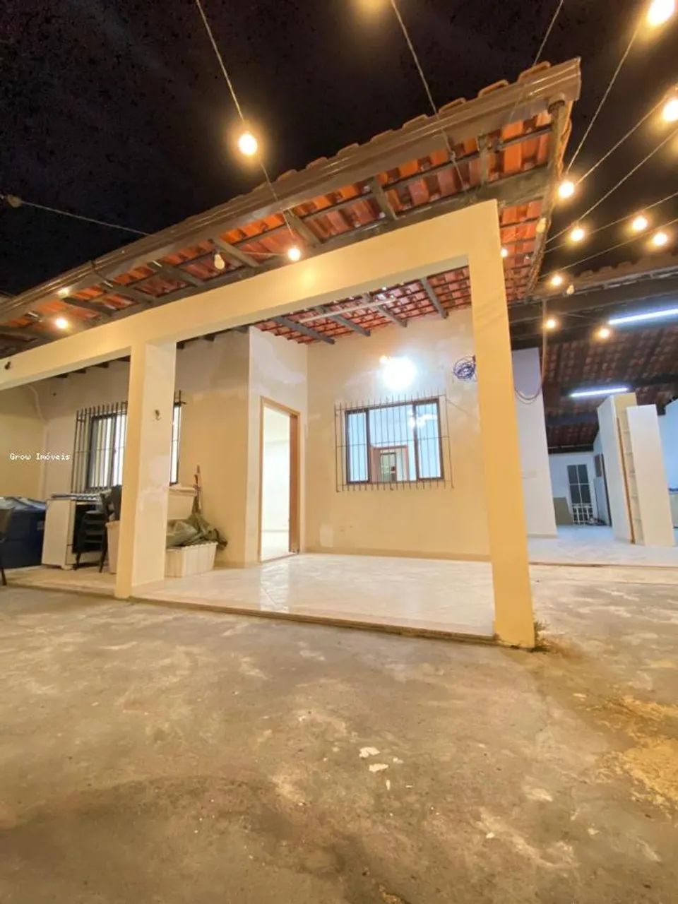 Foto Casa Para Venda Em NI, Caonze, 2 Dormitórios, 1 Suíte, 3 Banh Caonze