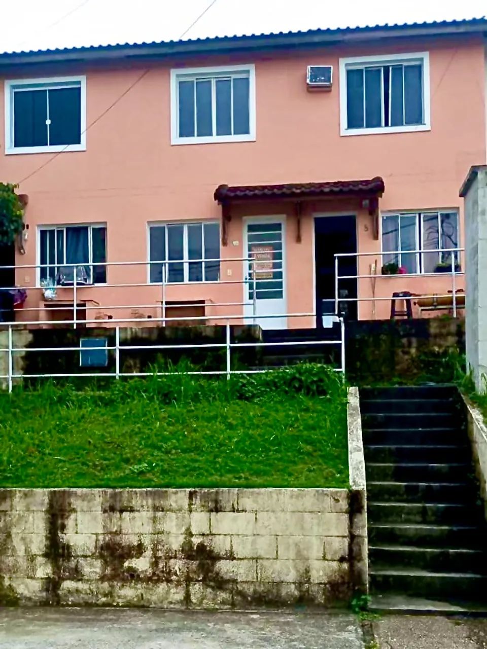 Foto Casa Em Condomínio Com Quintal E Lazer Completo Em NI Campo Alegre
