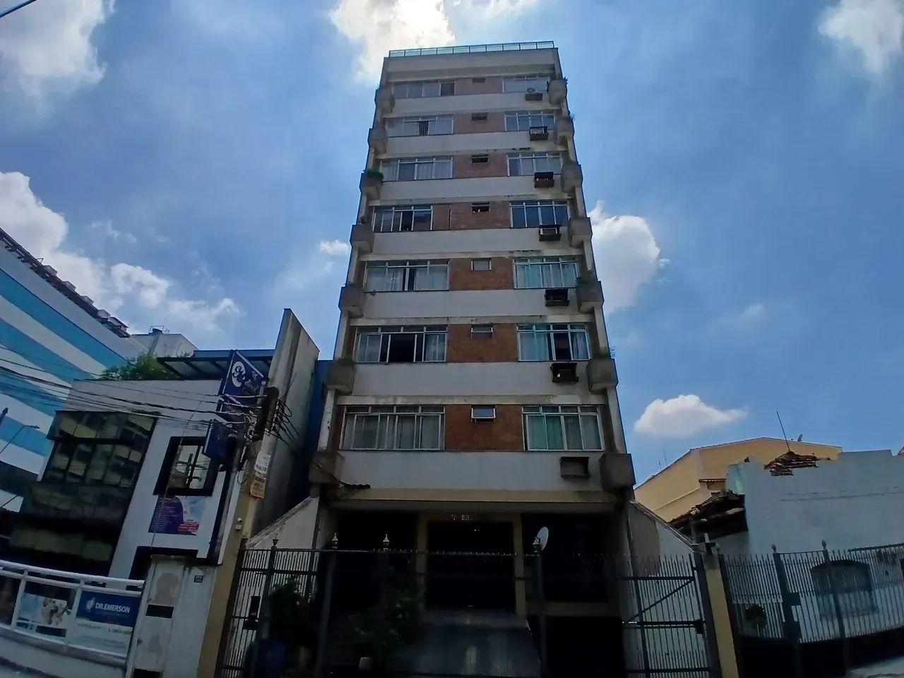 Foto Alugo Apartamento Em NI Centro