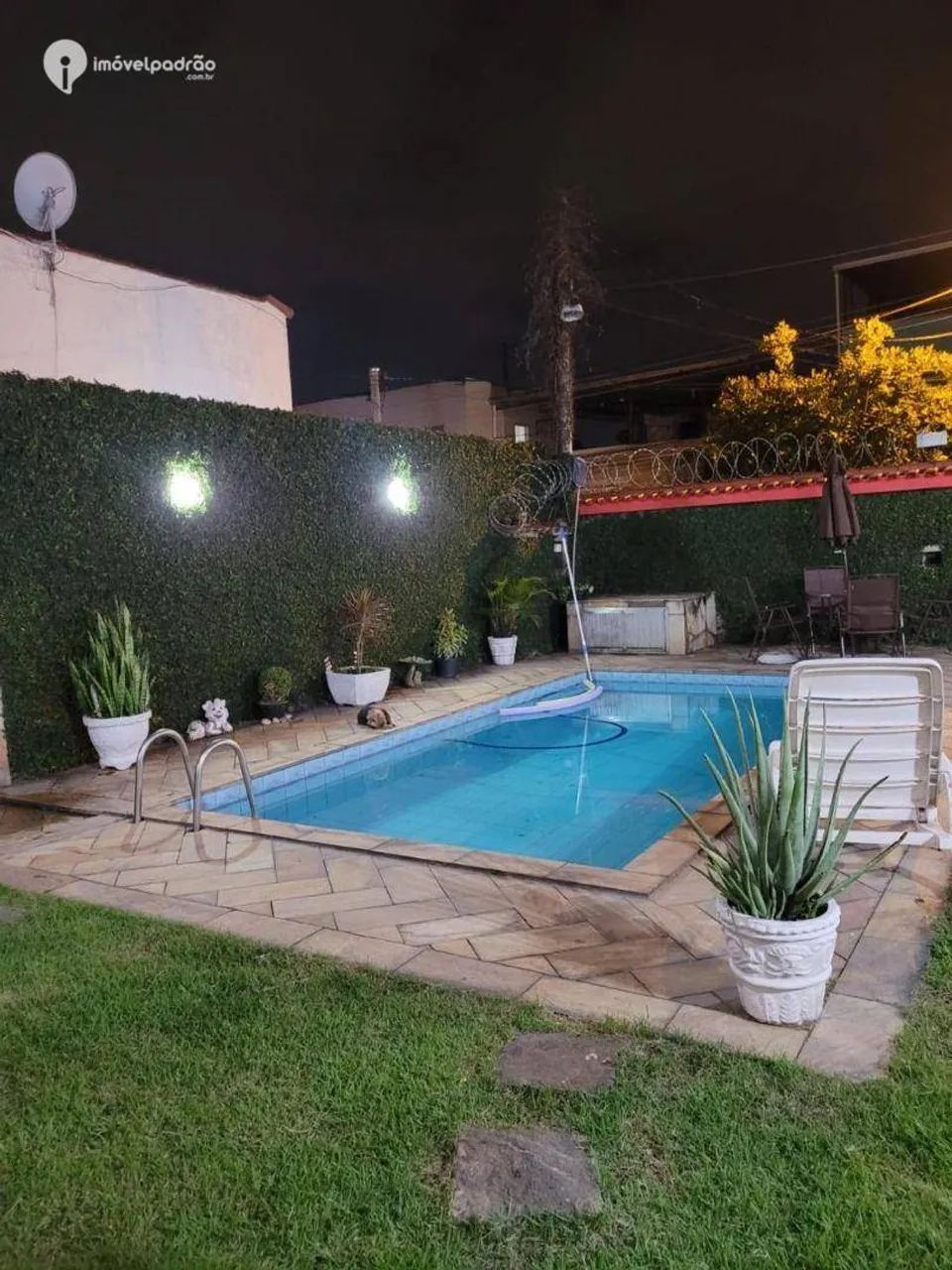 Foto Casa Com 2 Dormitórios à Venda Por R$ 900.000,00 - Metrópole - Nova Ig Metrópole