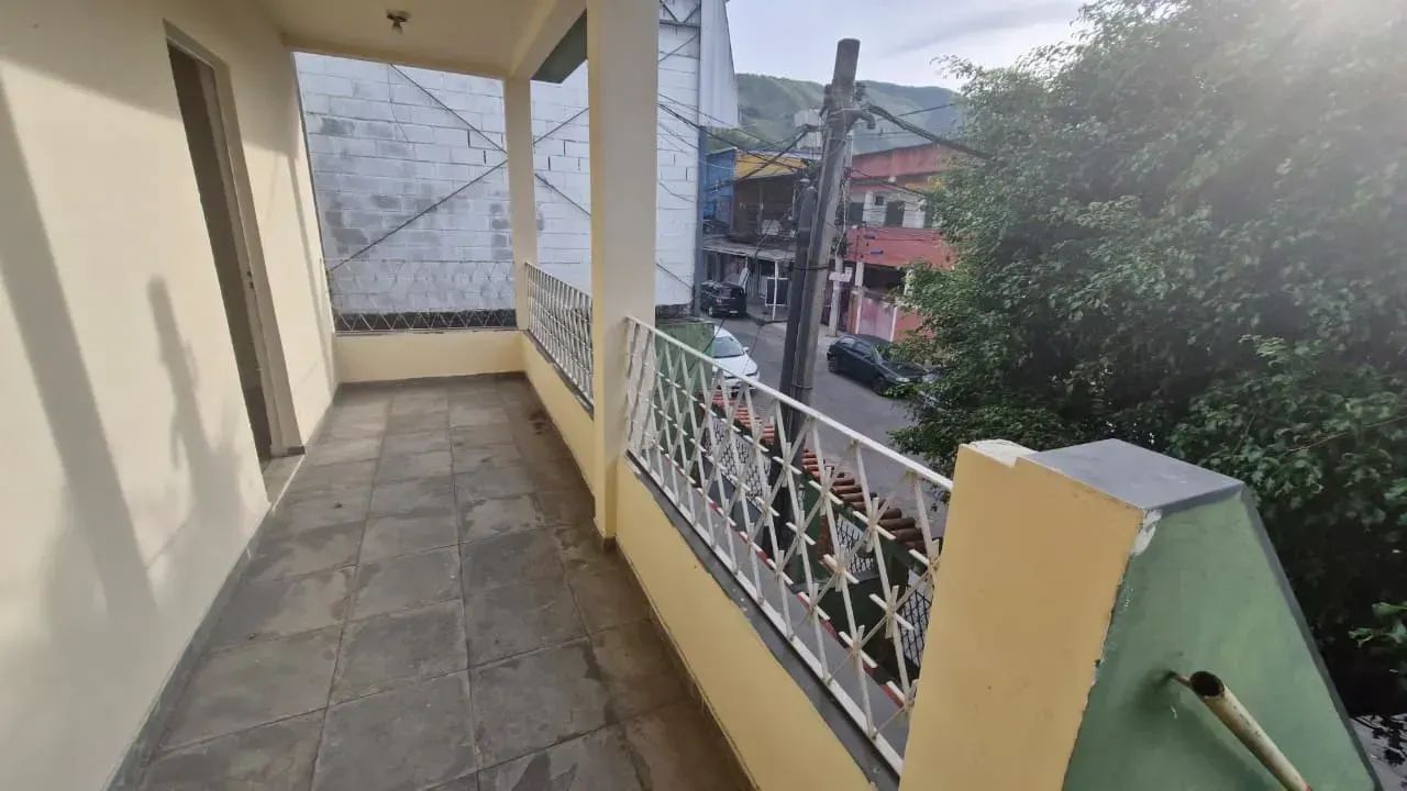 Foto Casa Com 2 Quartos Para Alugar Próximo A Unig - NI, Luz Dom Rodrigo