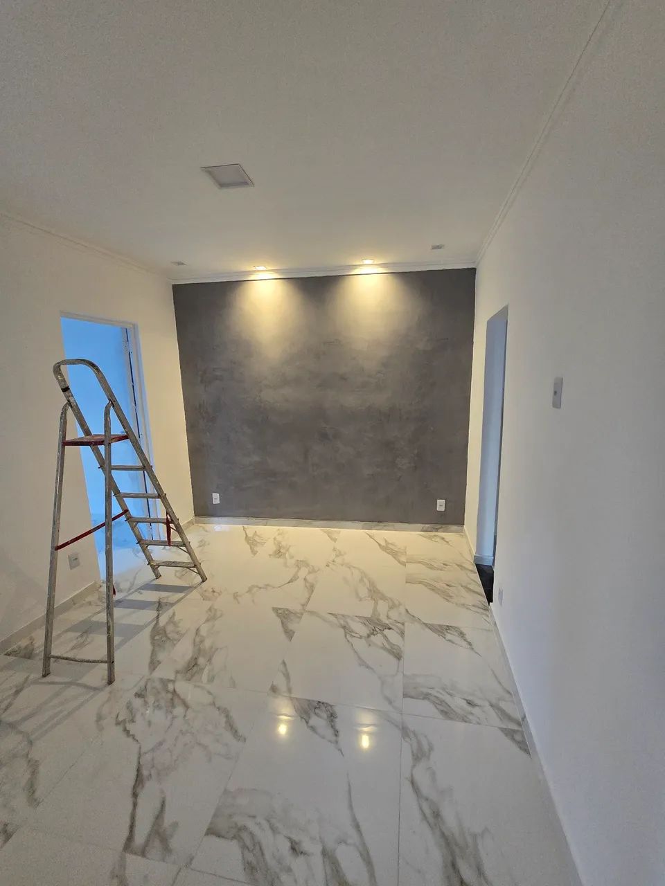 Foto Excelente Casa Com Piscina Próximo A Unig Dom Rodrigo