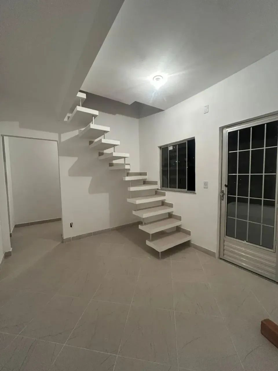 Foto Casa Com 2 Quartos Em CerÂmica - Aceito Entrada Cerâmica