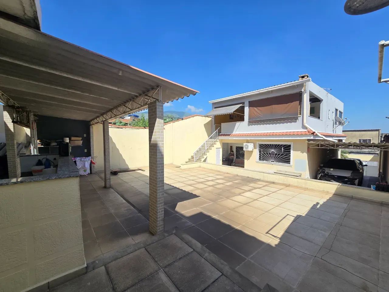 Foto Linda Casa Com Quintal Em NI - Jardim Iguaçu Jardim Iguaçu