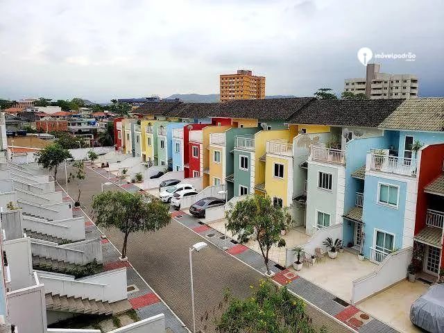 Foto Casa Com 3 Dormitórios à Venda, 165 M² Por R$ 850.000,00 - Luz - Nova  Da Luz