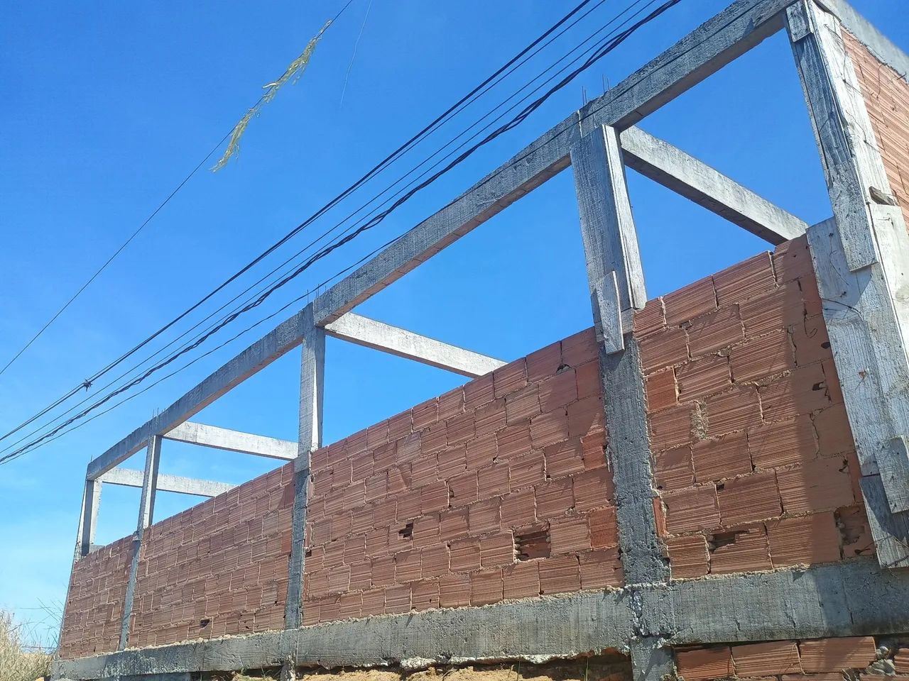 Foto Vendo Terreno Com 2 Casa Em Ponto De Lage Austin