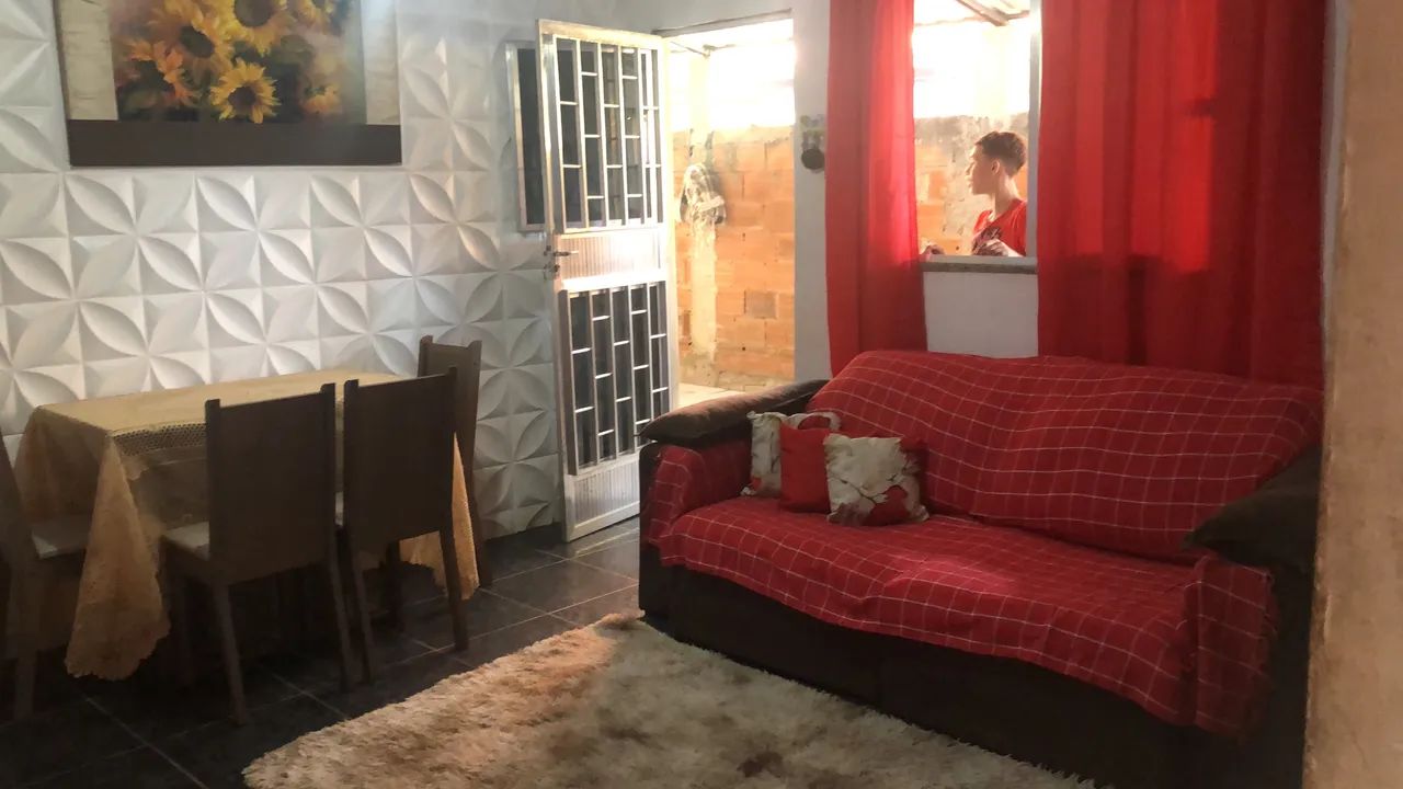 Foto Vendo Casa Grande Grama