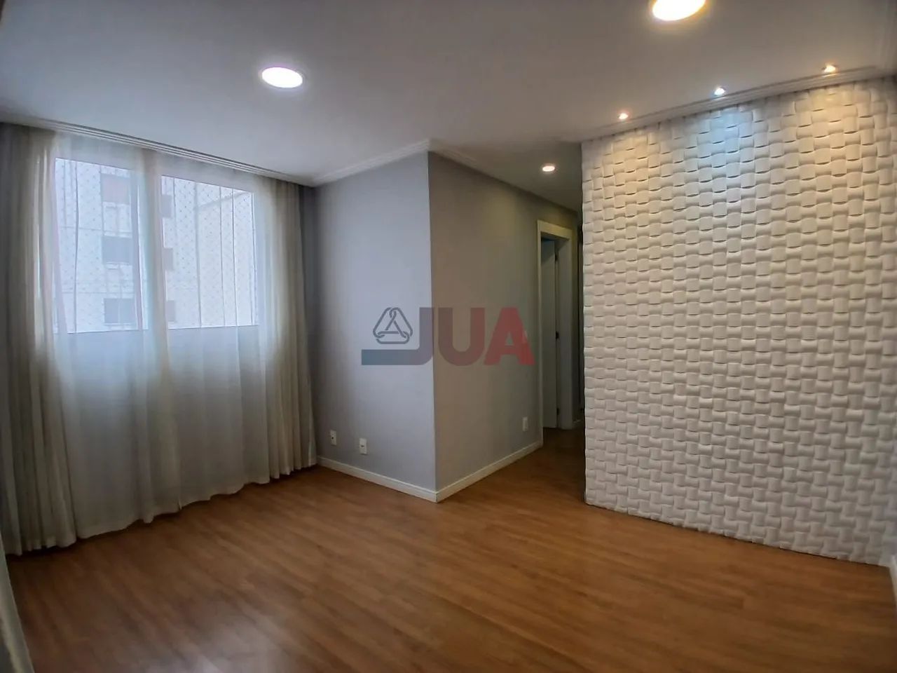 Foto Apartamento à Venda Em NI - 2 Quartos, 1 Banheiro E Vaga De G Vila Avelina