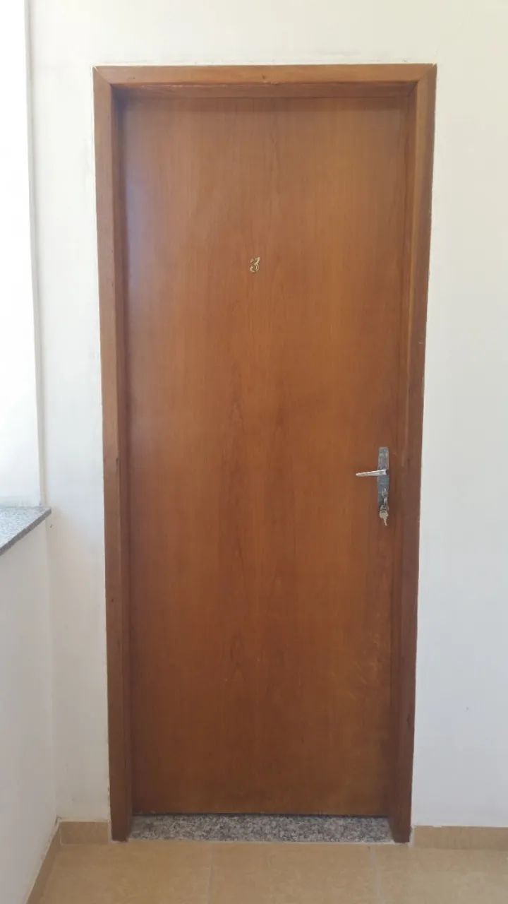 Foto Alugo Casa - Pt Superior - Bairro Jd Laranjeiras - Qto - Sala - Coz -  Cabuçu