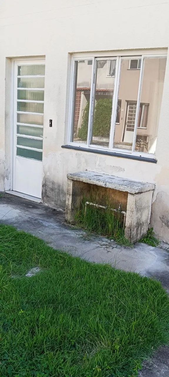 Foto Casa Em Condomínio Com 2 Quarto(s) E 1 Banheiro(s) Para Alugar, 57 M²  Campo Alegre