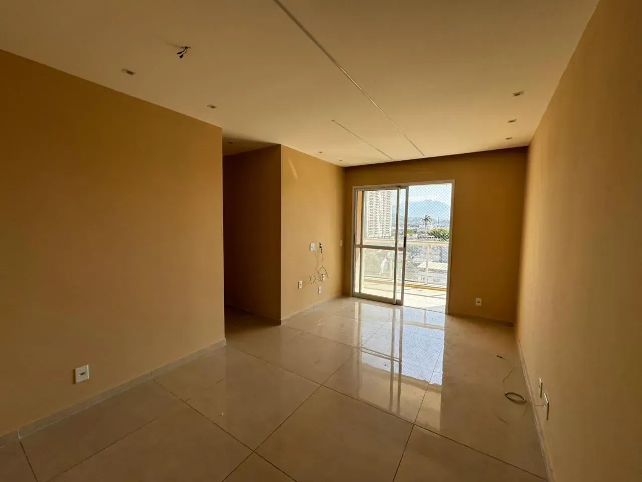 Foto Apartamento Para Locação 3 Quartos Com Suíte E Varanda - Cond. Golden  Da Luz