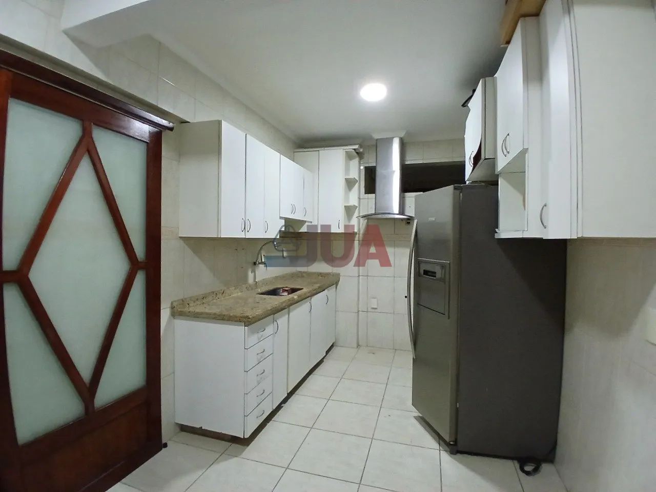 Foto Excelente Apartamento Disponível Para Locação, Ideal Para Quem Busca C Centro