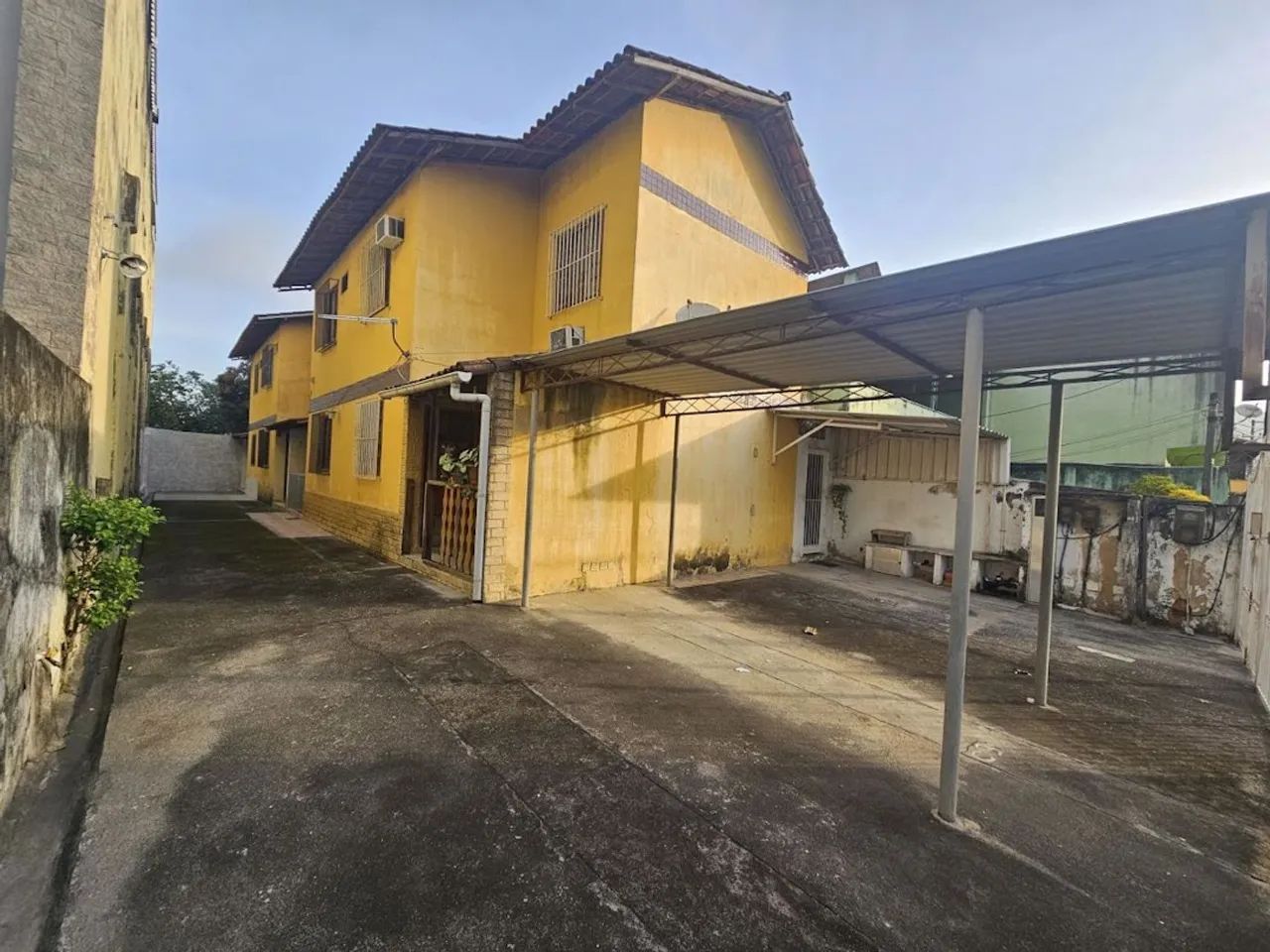 Foto Casa Com 2 Dormitórios à Venda, 70 M² Por R$ 240.000,00 - Jardim Iguaç Jardim Iguaçu
