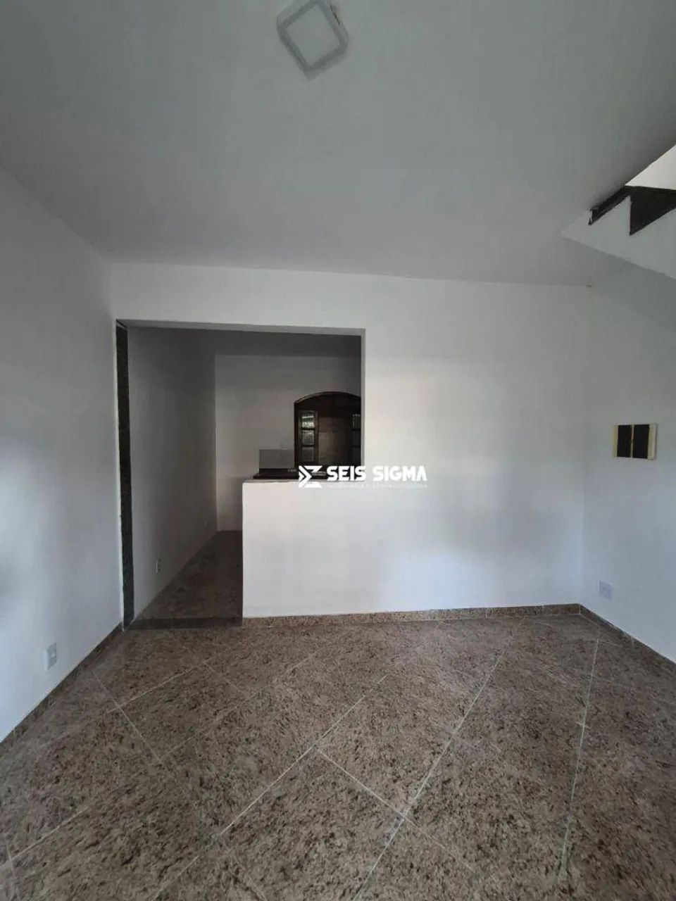 Foto Casa Com 3 Dormitórios à Venda, 118 M² Por R$ 295.000,00 - Carmari - N Carmari