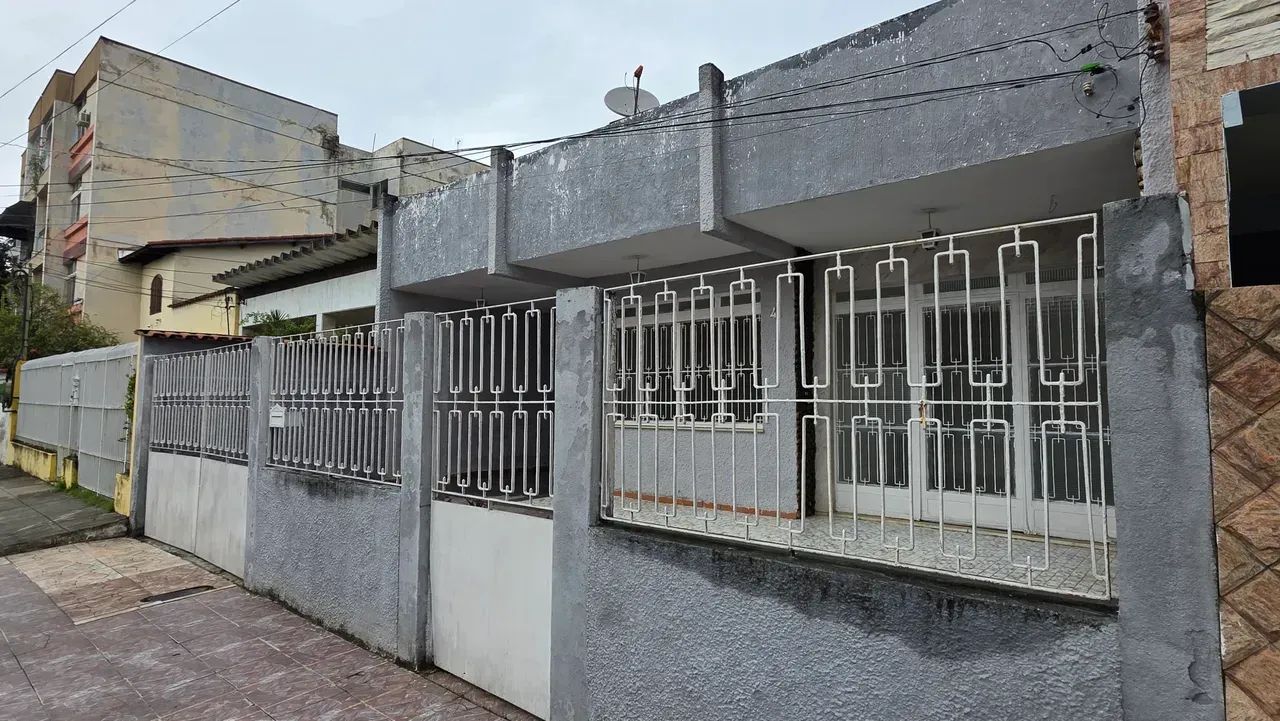 Foto Casa Linear Com 3 Quartos E Quintal Caonze