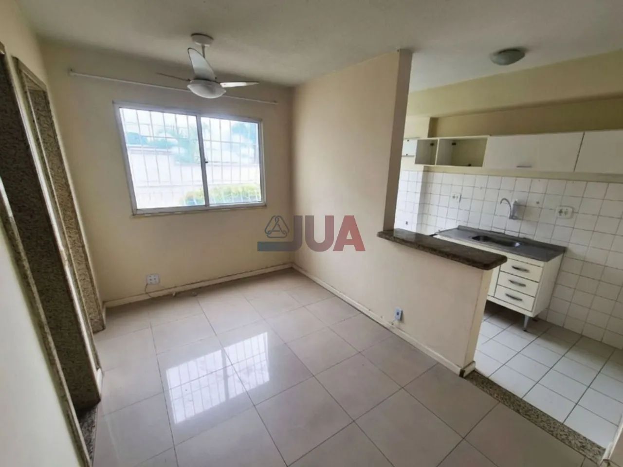 Foto Undefined Metrópole