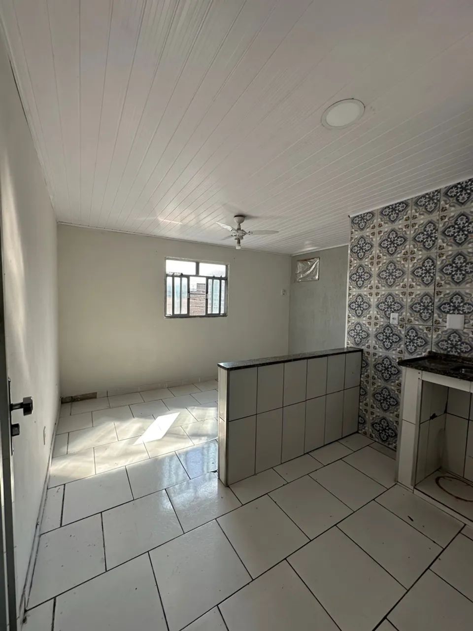 Foto Alugo Kitnet Bem Localizada Moquetá