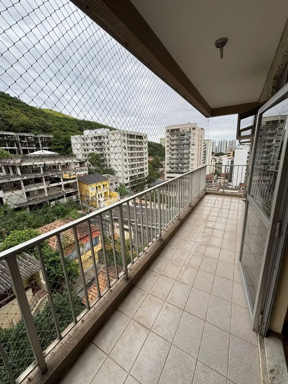 Foto Apartamento 3 Quartos, Mais De 100m2 No Centro De NI Centro