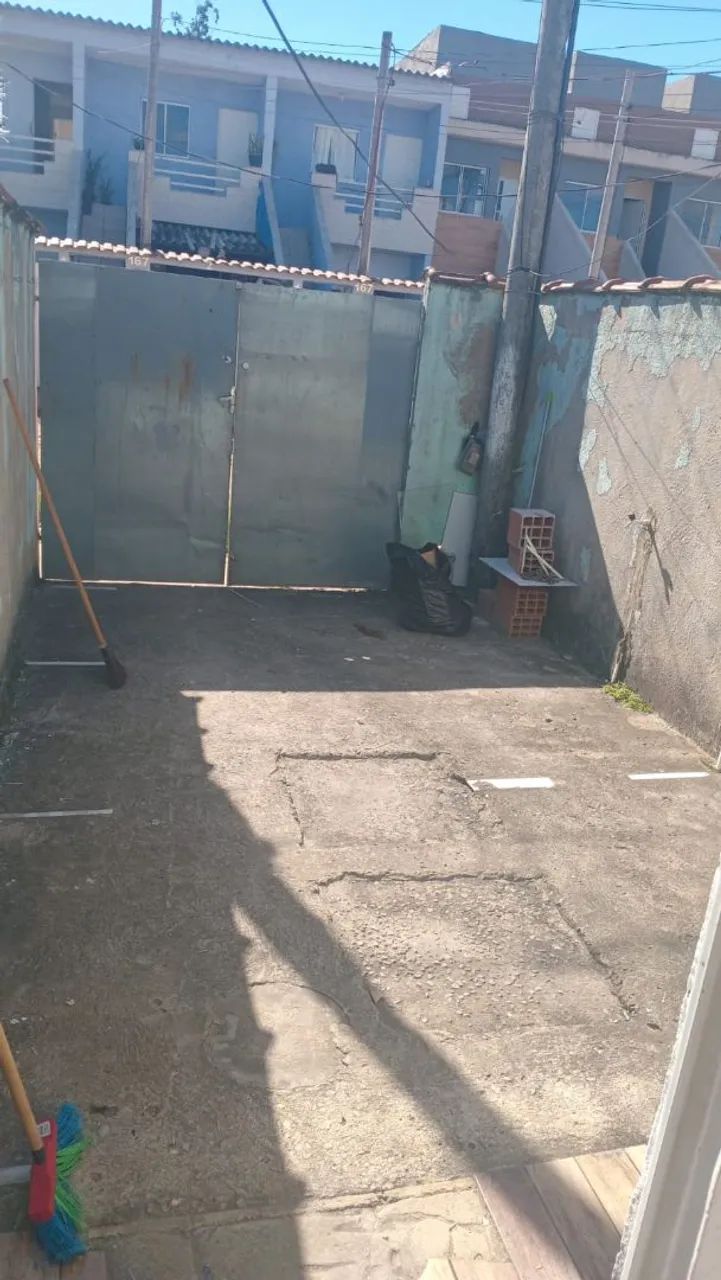 Foto Casa 1 Quarto Sala Cozinha Banheiro Garagem E área De Serviço Ipiranga