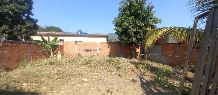 Foto Vendo Terreno Com 160 Metros Quadrados, Localizado Em Cabuçu Próximo A Cabuçu
